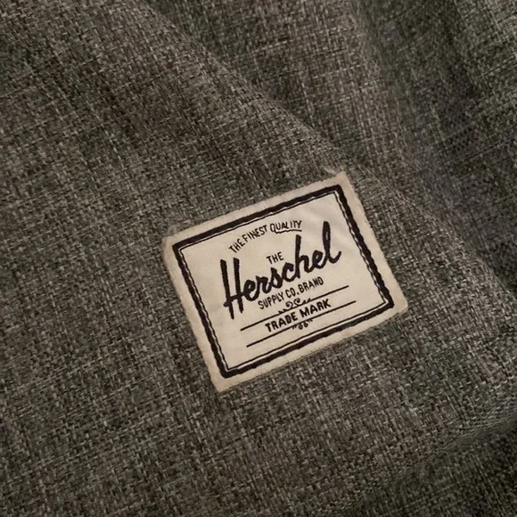 Herschel Grey Backpack - Picture 2 of 4